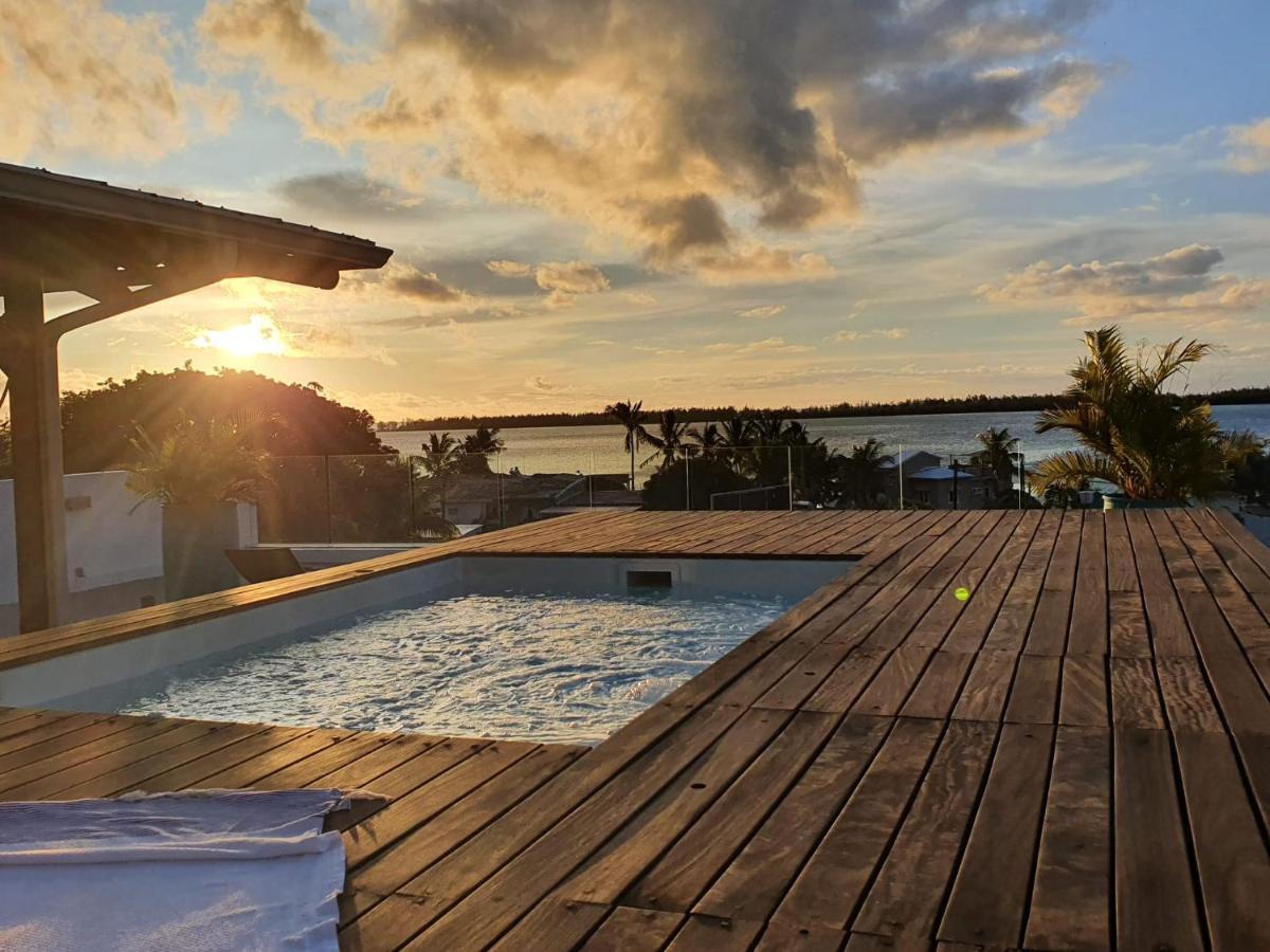 Hotel Les Terrasses du Bénitier La Gaulette Esterno foto